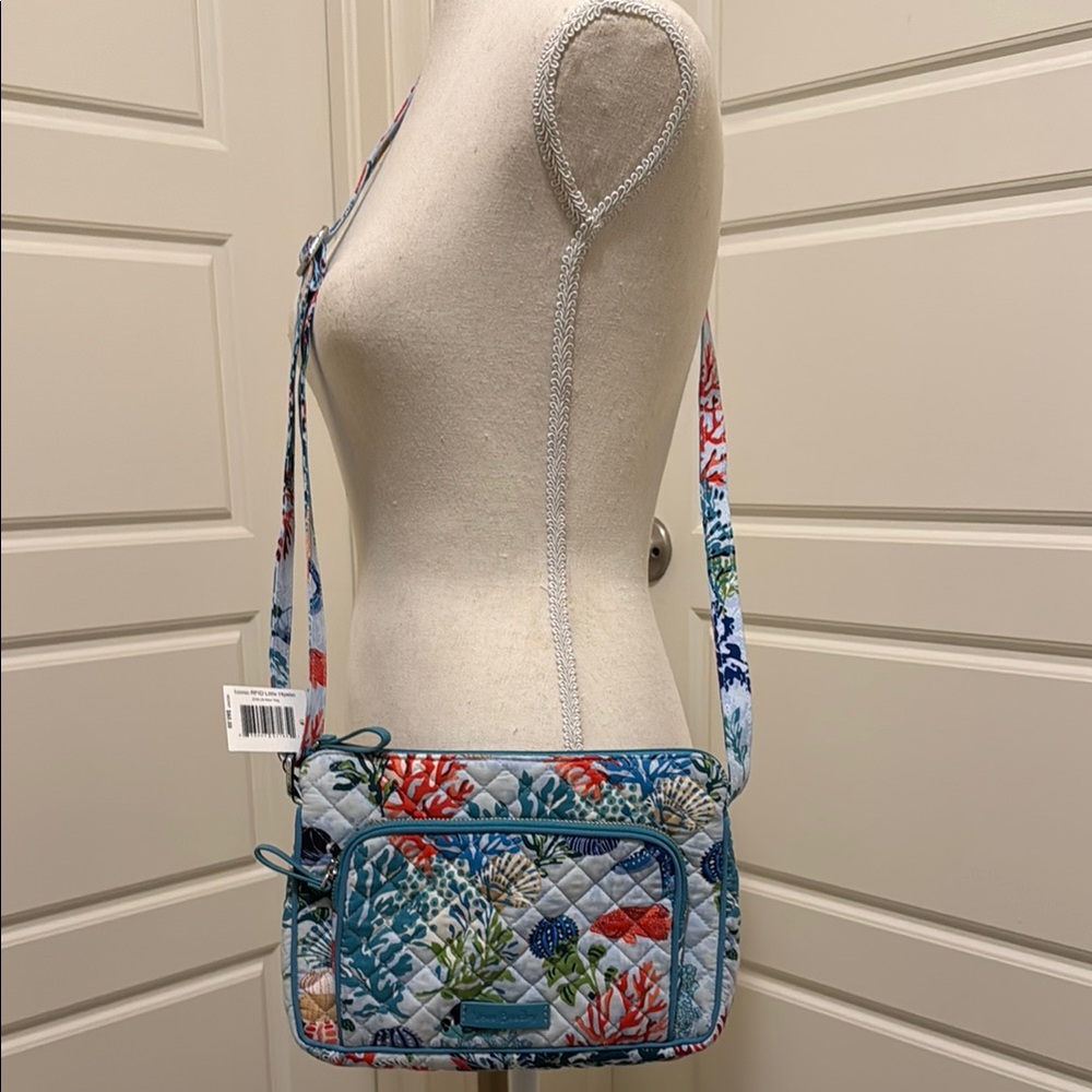 Vera Bradley Shore Thing Iconic RFID Little Hipster